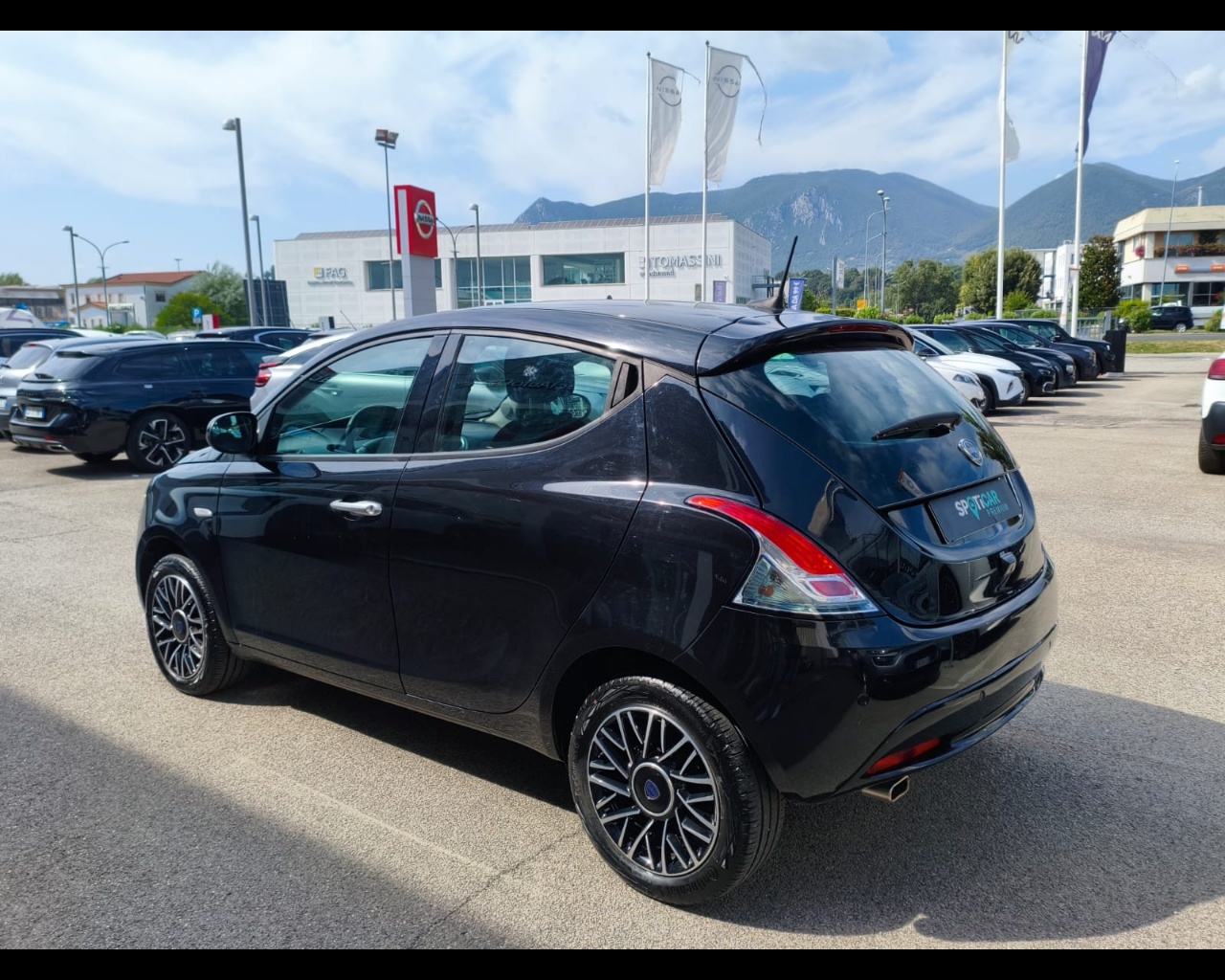 Foto LANCIA Ypsilon 1.0 firefly hybrid Platino s&s 70cv