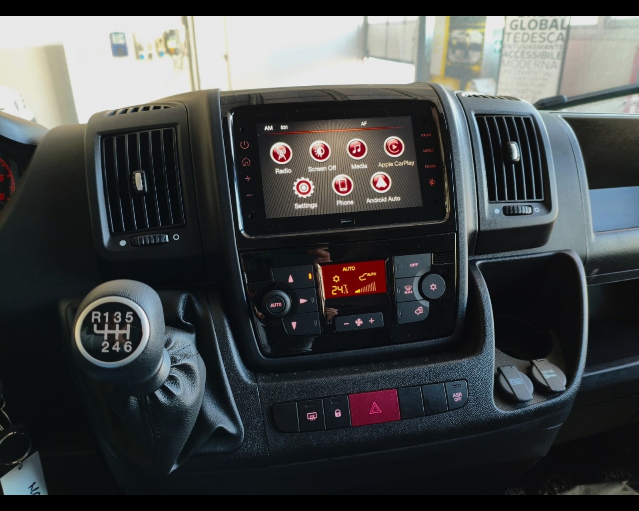 Foto PEUGEOT Boxer Furgone 333 L2 H2 BlueHDi 140 S&S