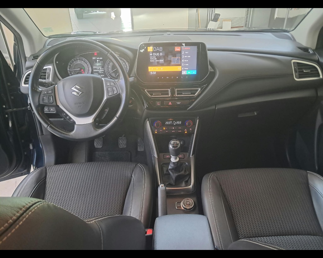 Foto SUZUKI S-Cross 1.4h Top+ 4wd allgrip 129cv