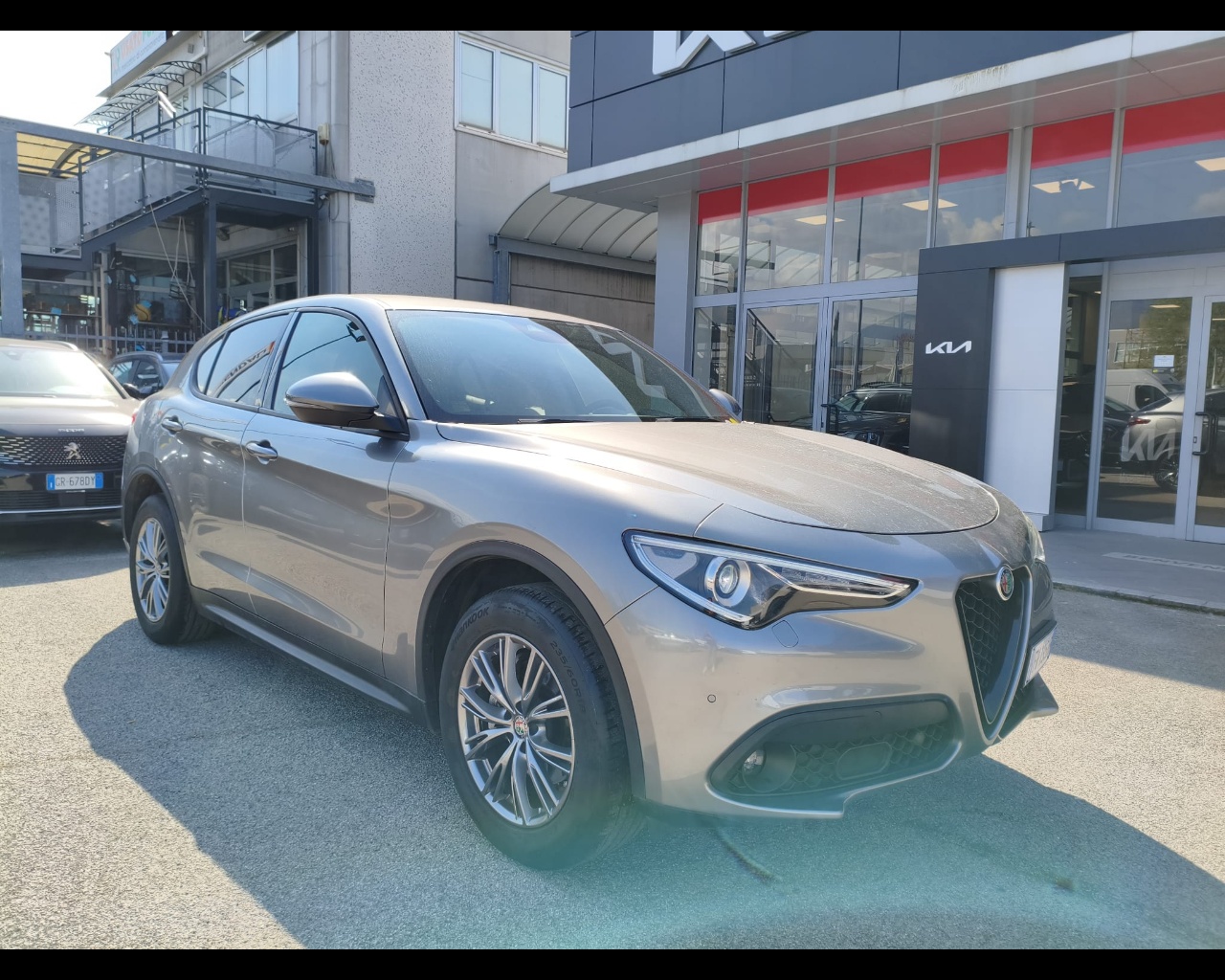 Foto ALFA ROMEO Stelvio 2.2 t Business Q4 210cv auto