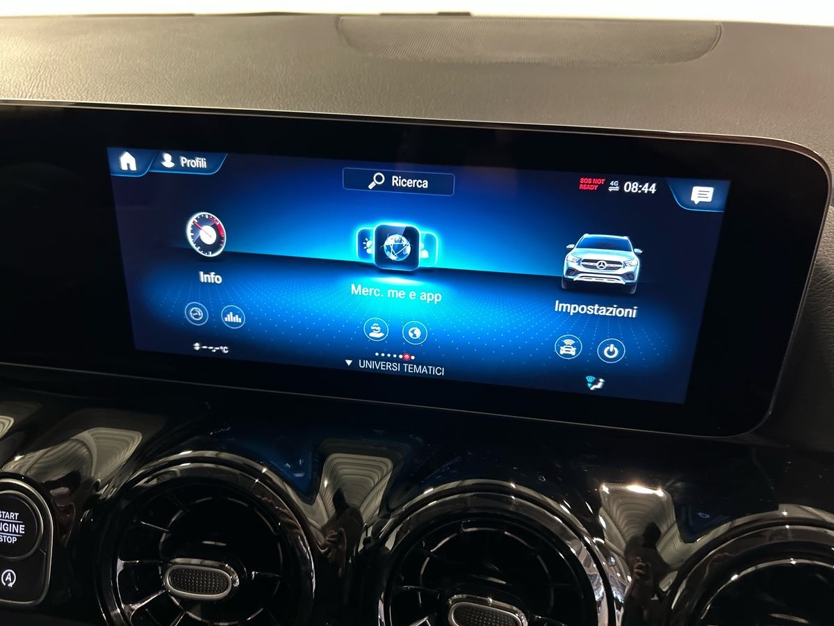 Mercedes GLA GLA 180 D Executive 8G-DCT - 12