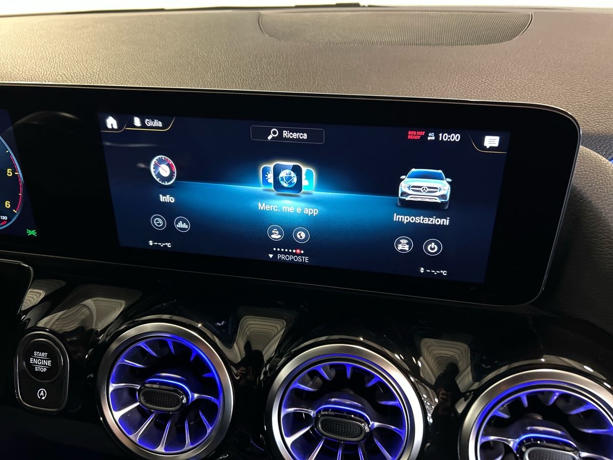 Mercedes GLA GLA 200 D Premium 4Matic 8G-DCT - 12