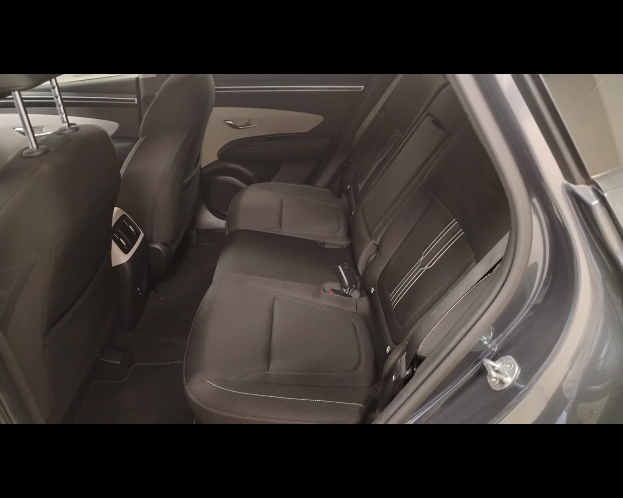 HYUNDAI Tucson 3ª serie Tucson 1.6 CRDI 48V XLine Diesel usato - 16