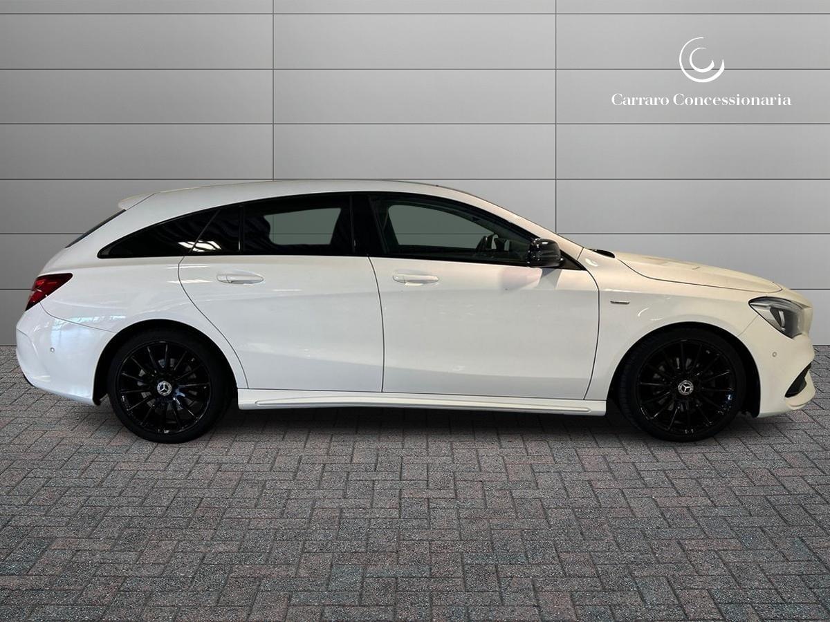 Mercedes CLA Shooting Brake CLA Shooting Brake 200 D Night edition 7G-DCT - 5
