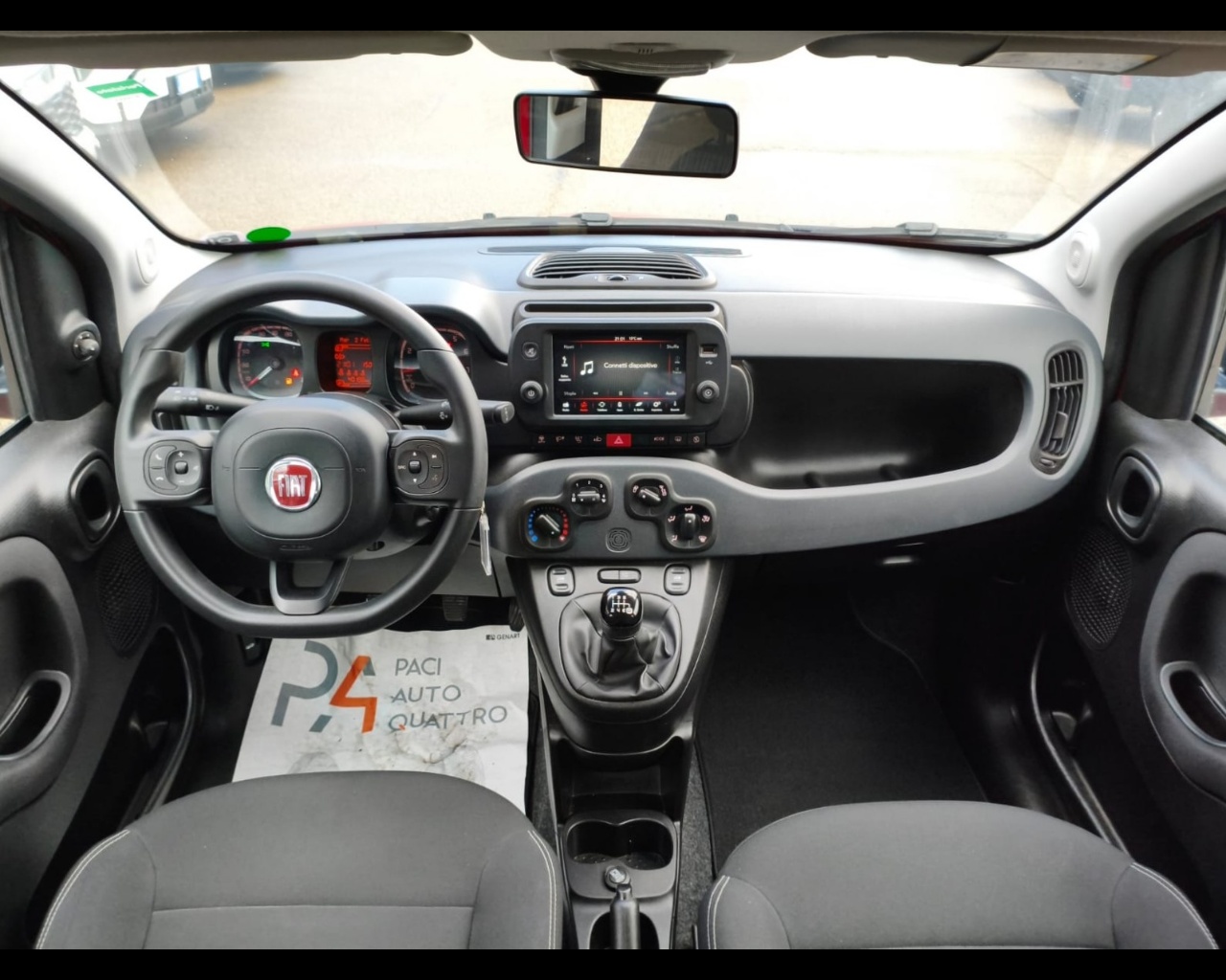 Foto FIAT Panda 1.0 firefly hybrid Cross s&s 70cv 5p.ti