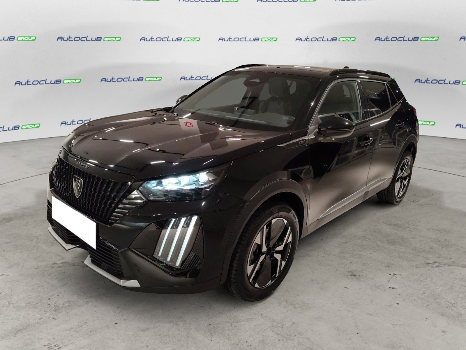 Foto PEUGEOT 2008 GT Hybrid 145 e-DCS6