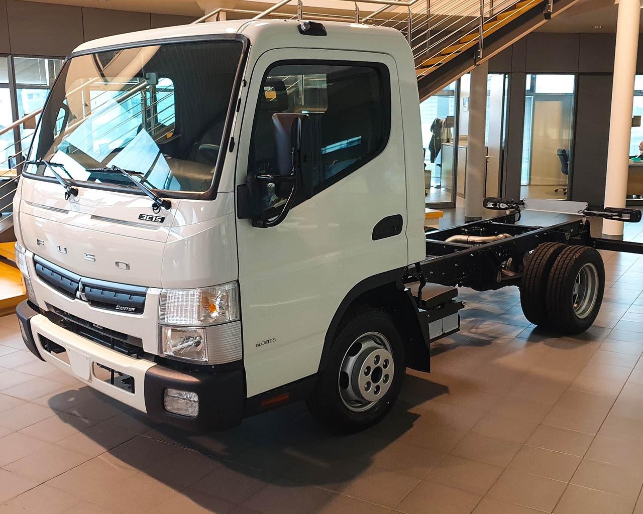 Mitsubishi Fuso Canter 3C15/25 TF1 MY19 Cab Sing Com