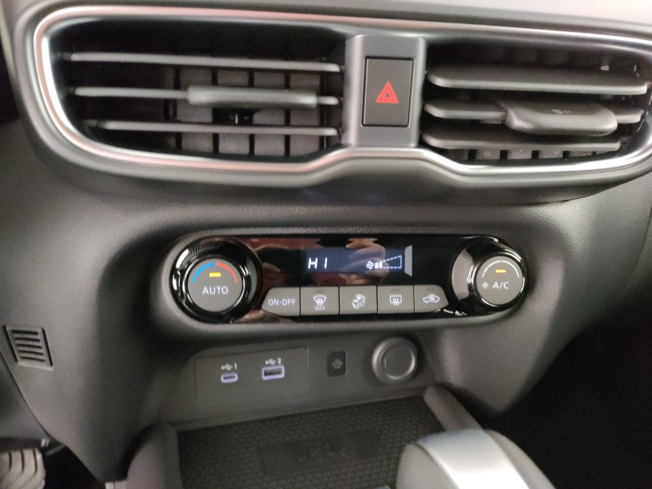 Nissan Juke Nuovo Ibrido benzina Juke Porto Mantovano