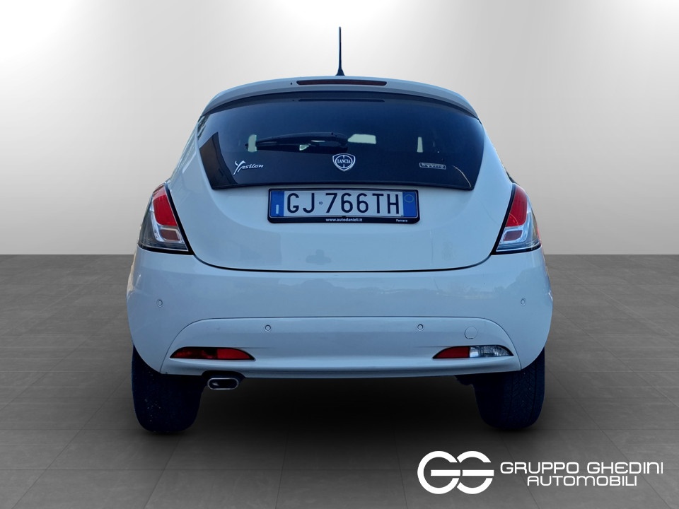 LANCIA Ypsilon 1.0 firefly hybrid Gold s&s 70cv Ibrida usato - 4