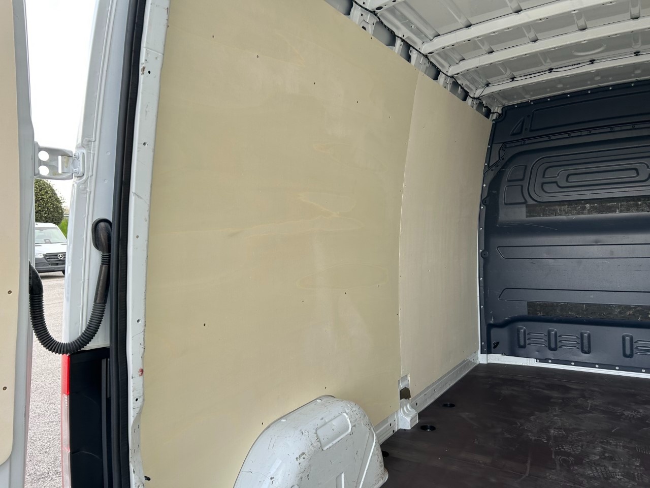 Mercedes  sprinter 311 2.1 cdi F 39/35 fwd E6 - 19