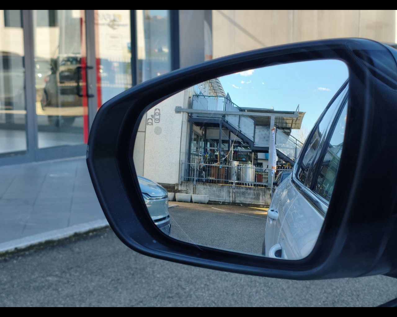 Foto CITROEN C5 Aircross 1.5 bluehdi Shine s&s 130cv eat8