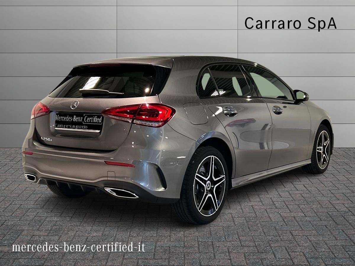 Mercedes Classe A Classe A 250 e EQ-POWER Premium 7G-DCT - 2