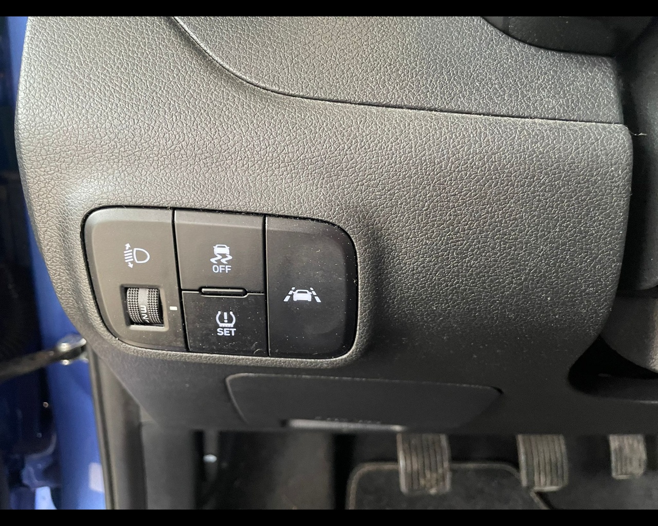 Foto HYUNDAI i10 1.0 mpi Tech Connect Pack