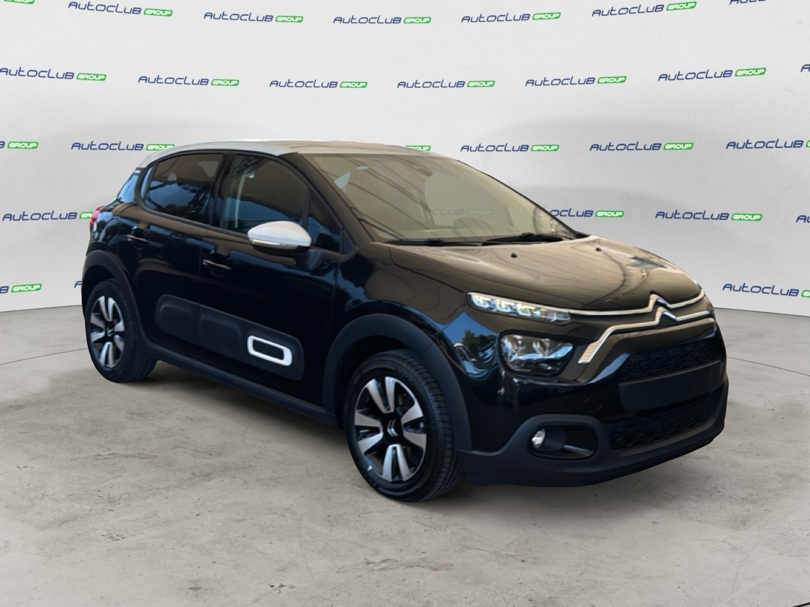 Citroen C3 1.2 Puretech Shine S&s 110cv Eat6 Usato 2023 [0] NERO Taranto