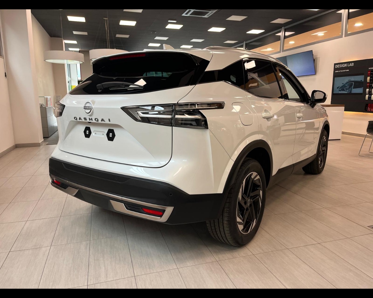 Foto NISSAN Qashqai 1.3 mhev N-Connecta 2wd 140cv