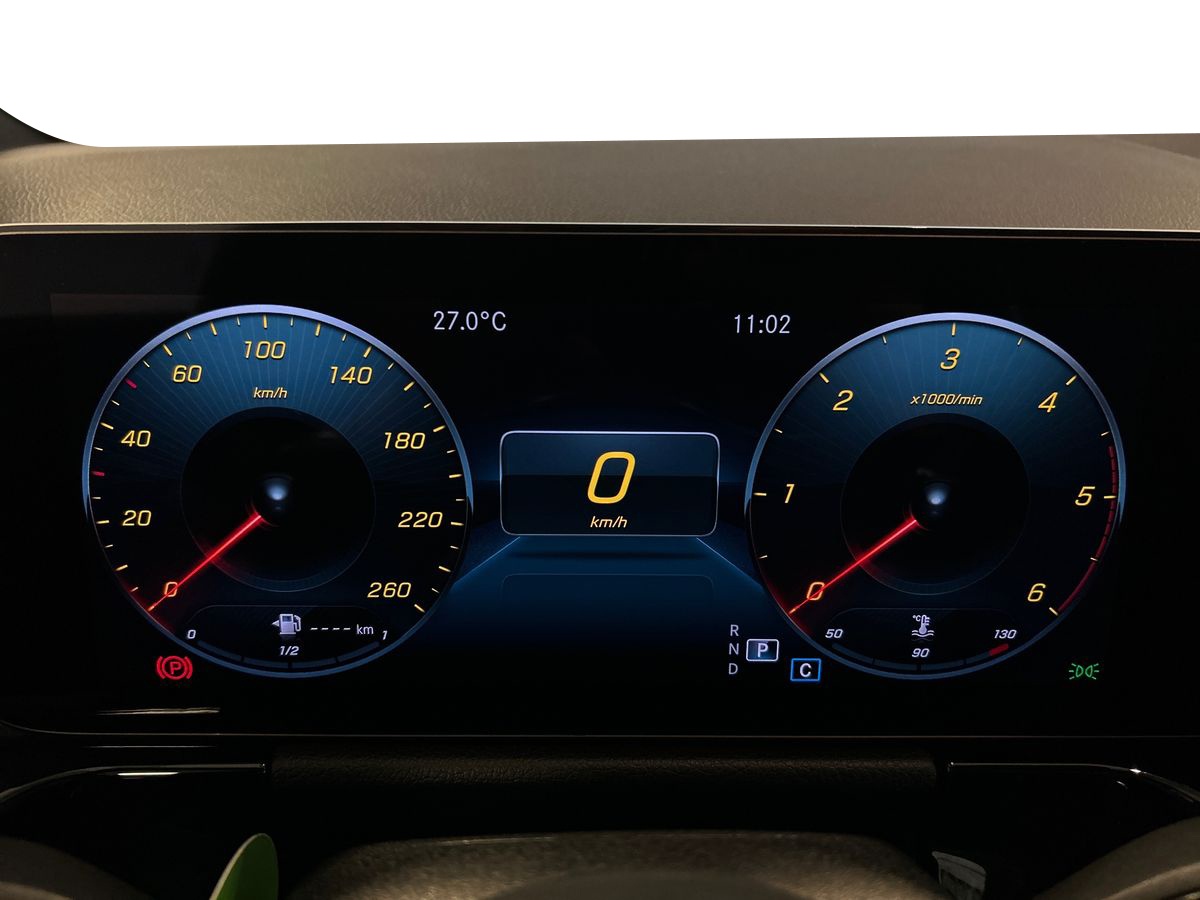 Mercedes GLA GLA 200 D Premium 4Matic 8G-DCT - 13