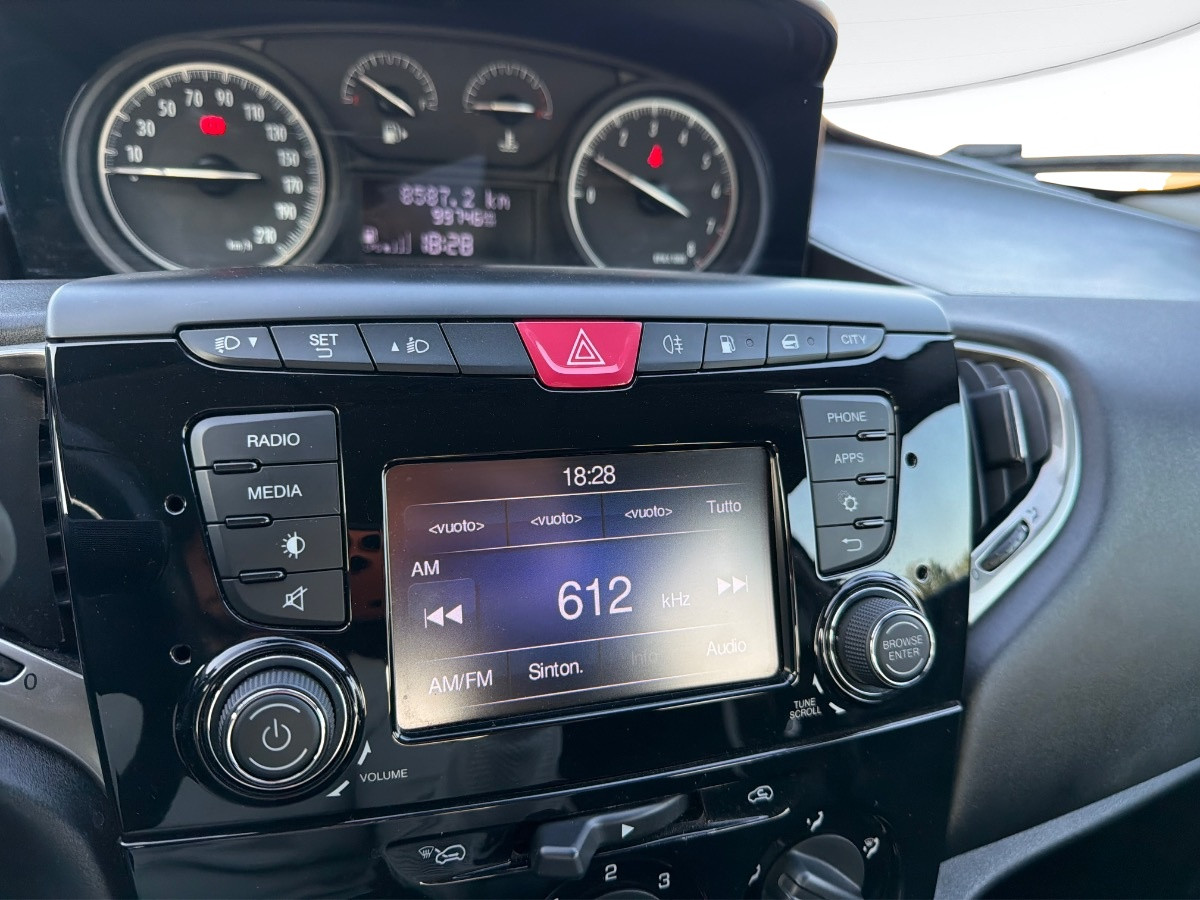 Lancia Ypsilon Usato 2018 Ypsilon Mestre