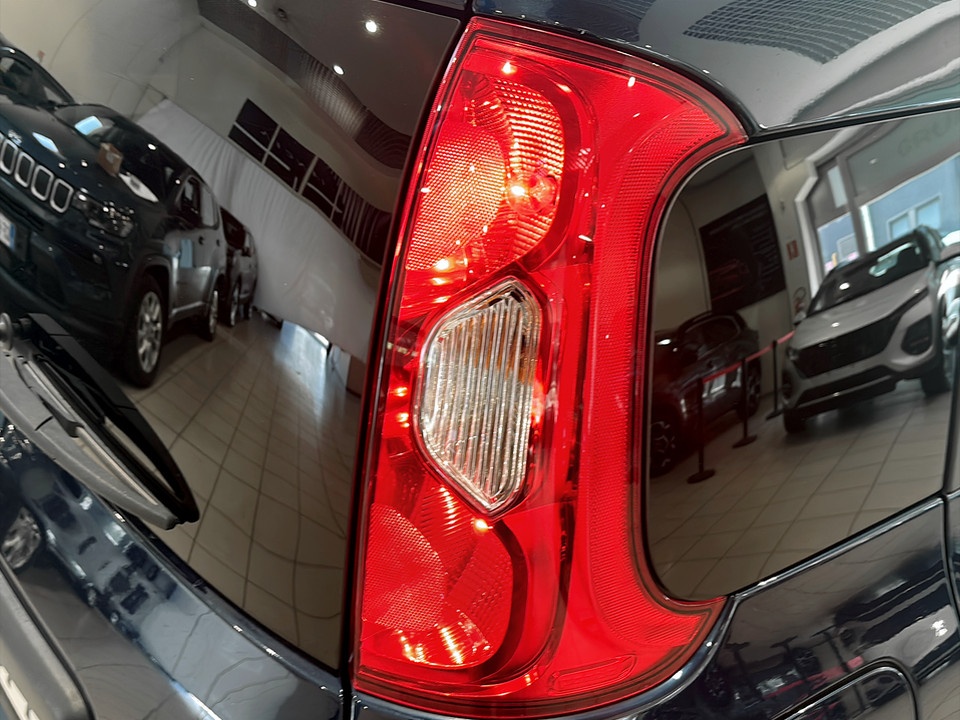 FIAT Panda 1.2 Lounge easypower Gpl 69cv my19 GPL usato - 19