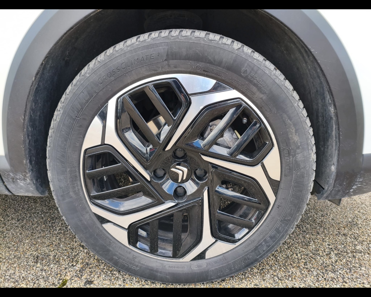 Foto CITROEN C4 1.2 puretech Shine s&s 130cv eat8