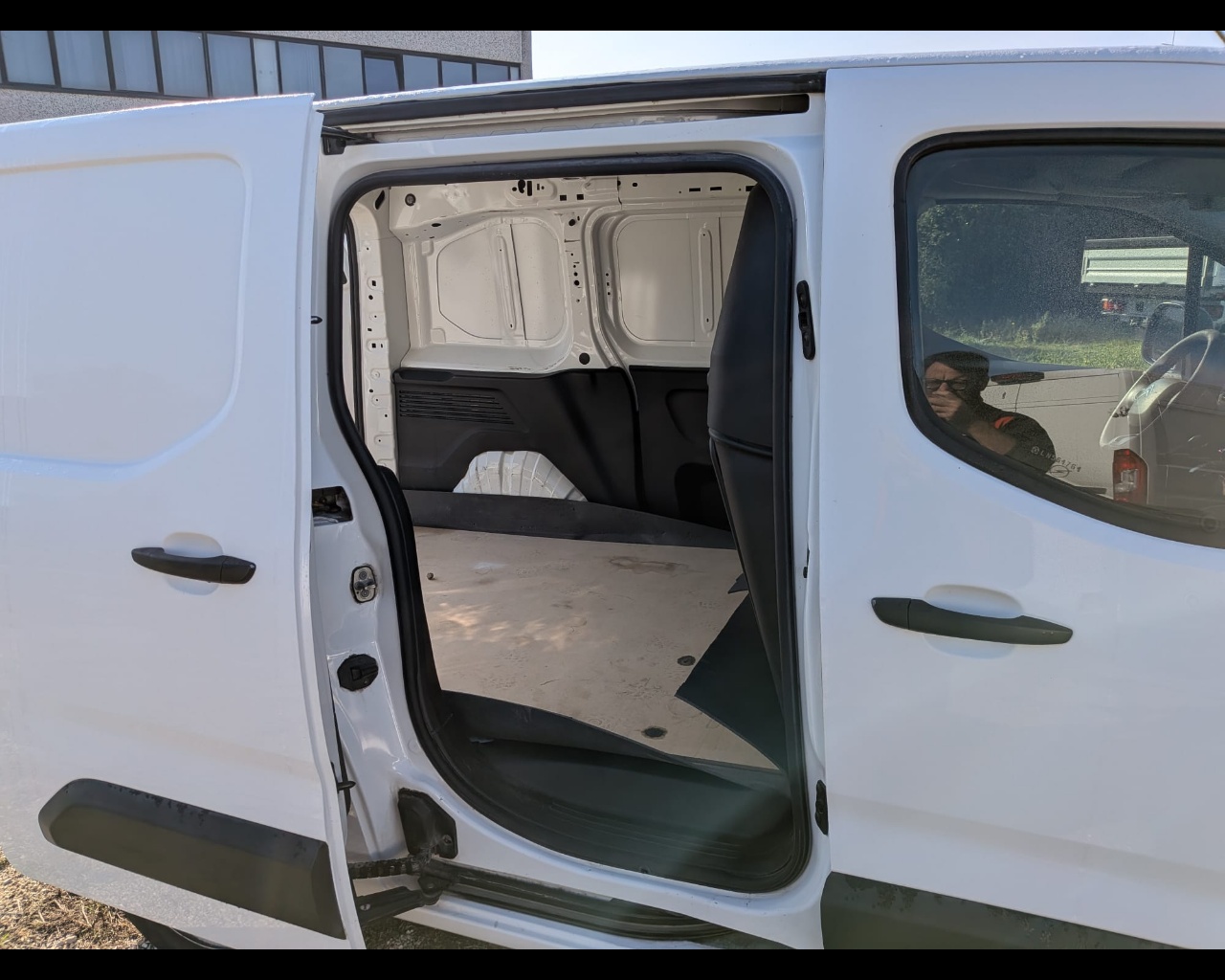 Foto CITROEN Berlingo van M 1.5 bluehdi 100cv Club 3p.ti