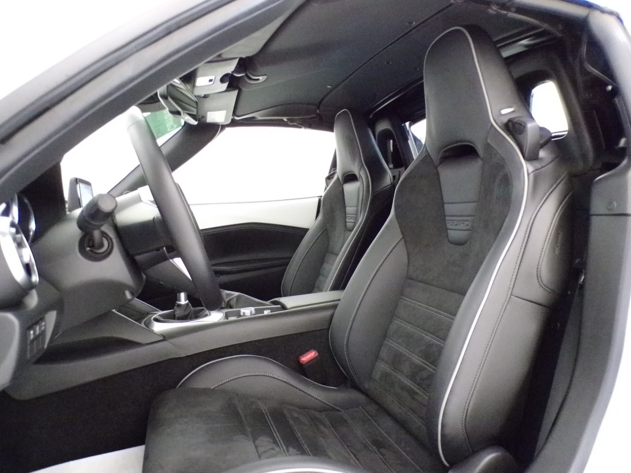 Mazda MX-5 MX-5 RF 2.0 Skyactiv-G Homura DriverAssistance - 13