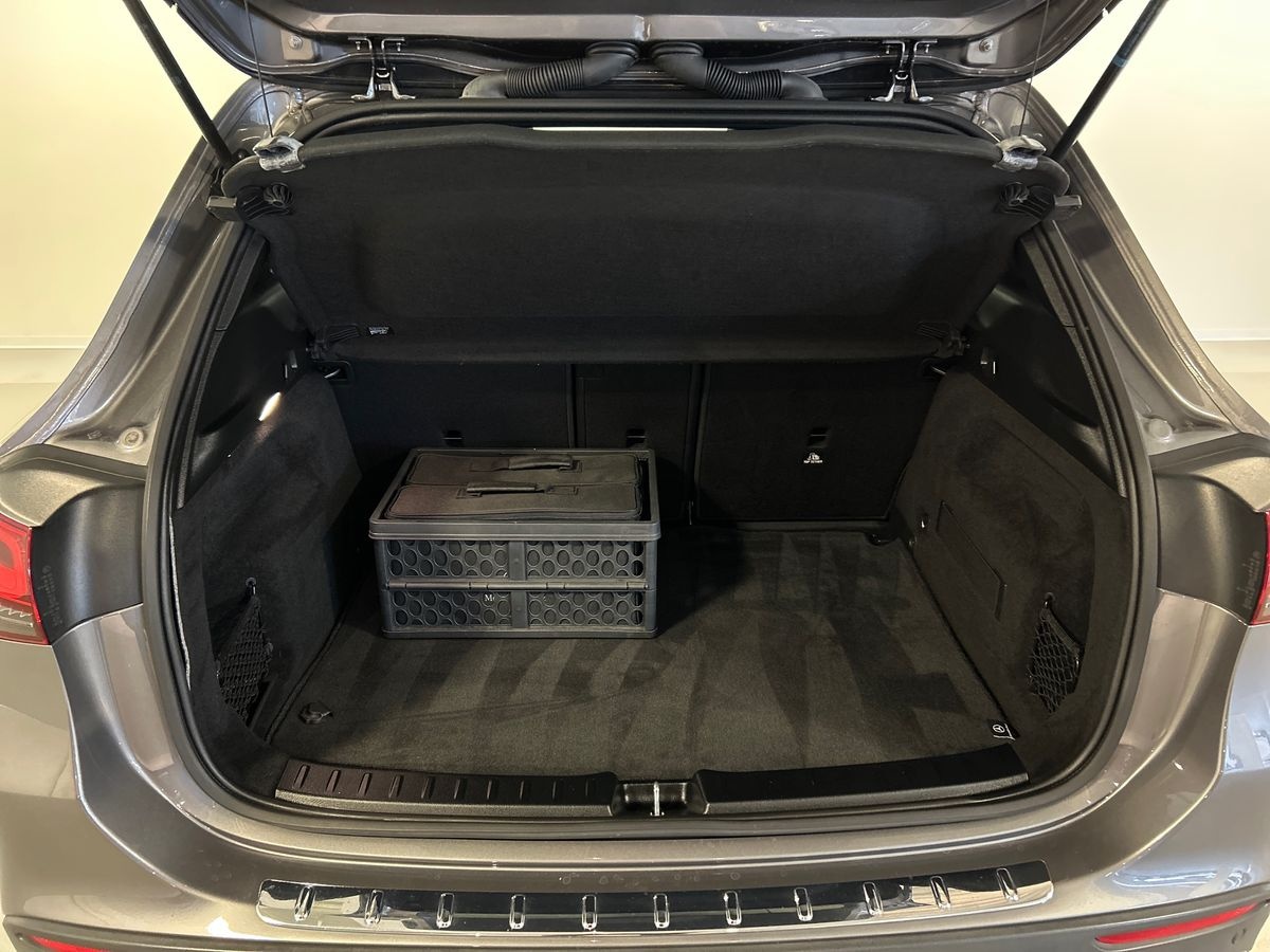 Mercedes GLA GLA 250 e Plug in hybrid (e EQ-POWER) Premium Speedshift DCT AMG 8G - 8
