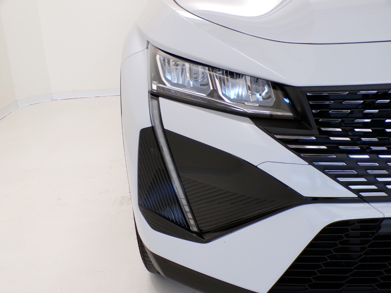 Peugeot 408 408 1.2 Hybrid 48V 136cv Allure e-DCS6 - 5