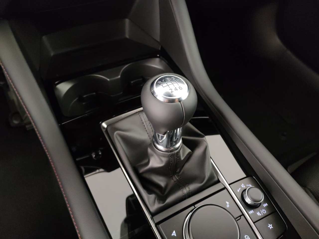 Mazda 3 Nuovo  3 Porto Mantovano