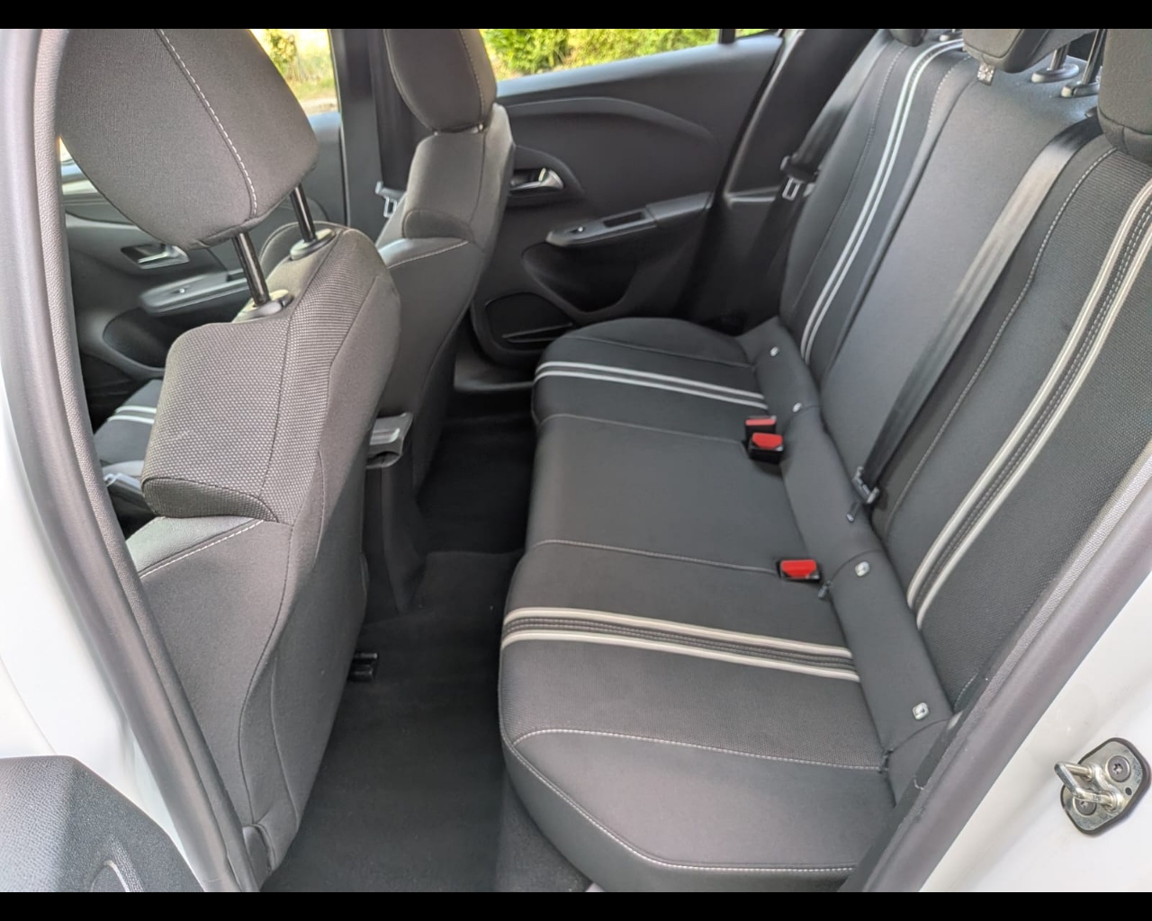 Foto OPEL Corsa 1.2 GS s&s 100cv