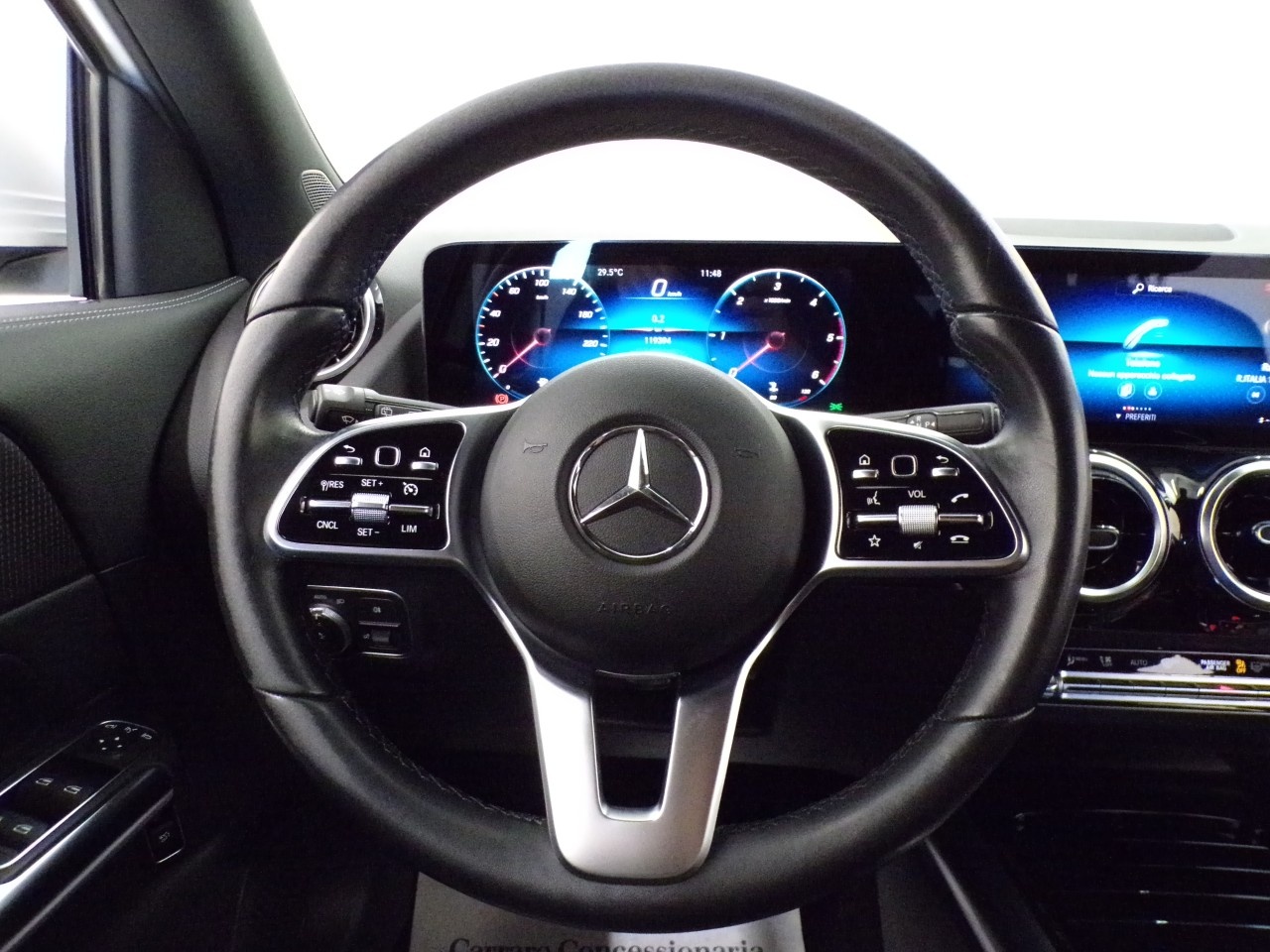 Mercedes GLA GLA 180 D Sport Plus 8G-DCT - 16