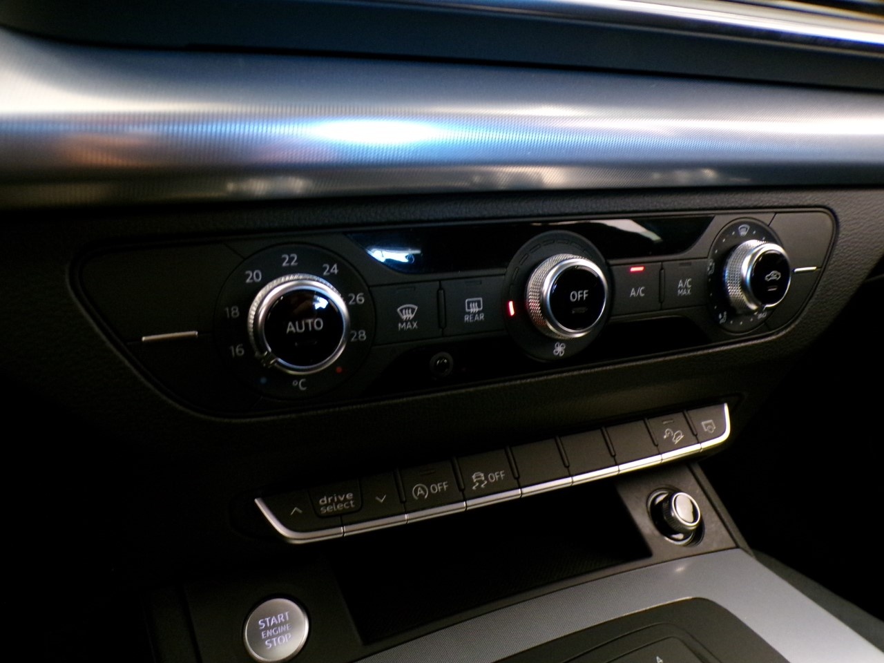 Audi Q5 Q5 35 2.0 tdi Sport quattro 163cv s-tronic - 19