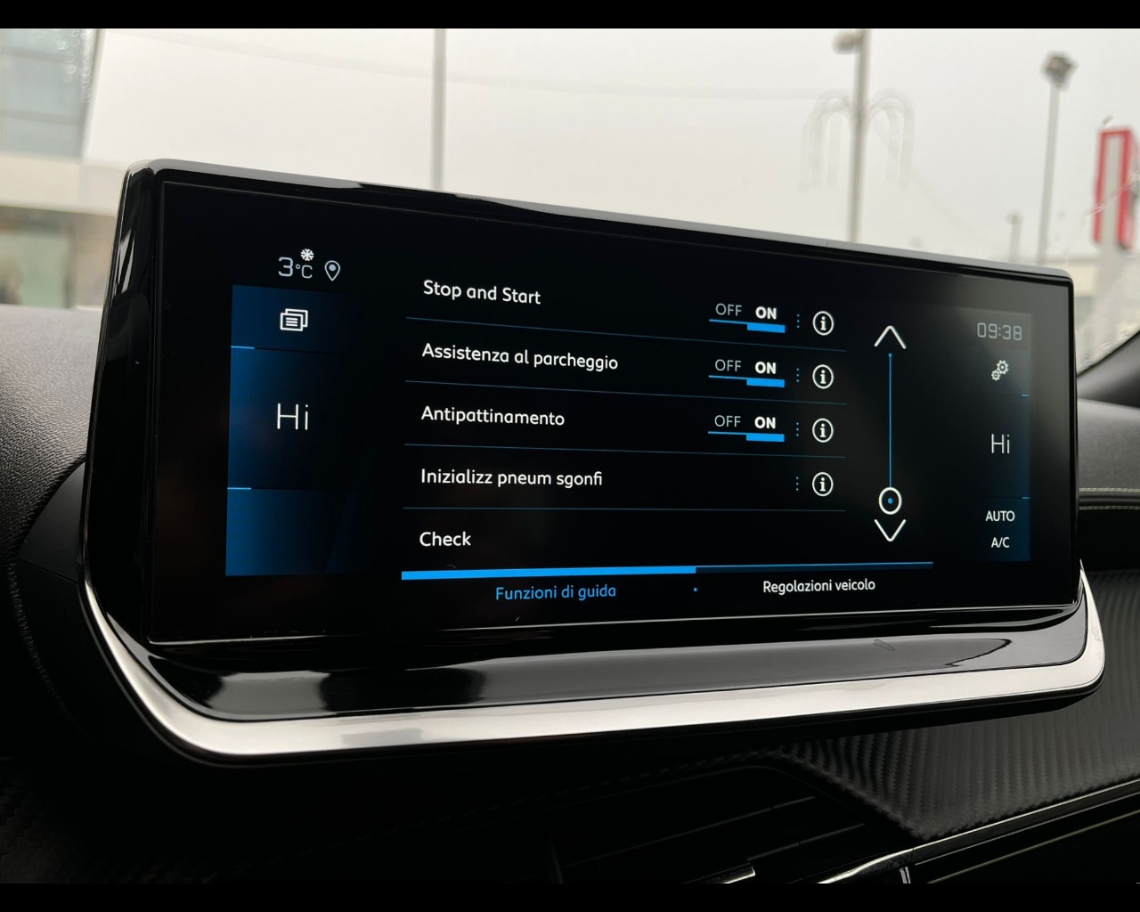 Foto PEUGEOT  2008 1.5 bluehdi GT Pack s&s 130cv eat8