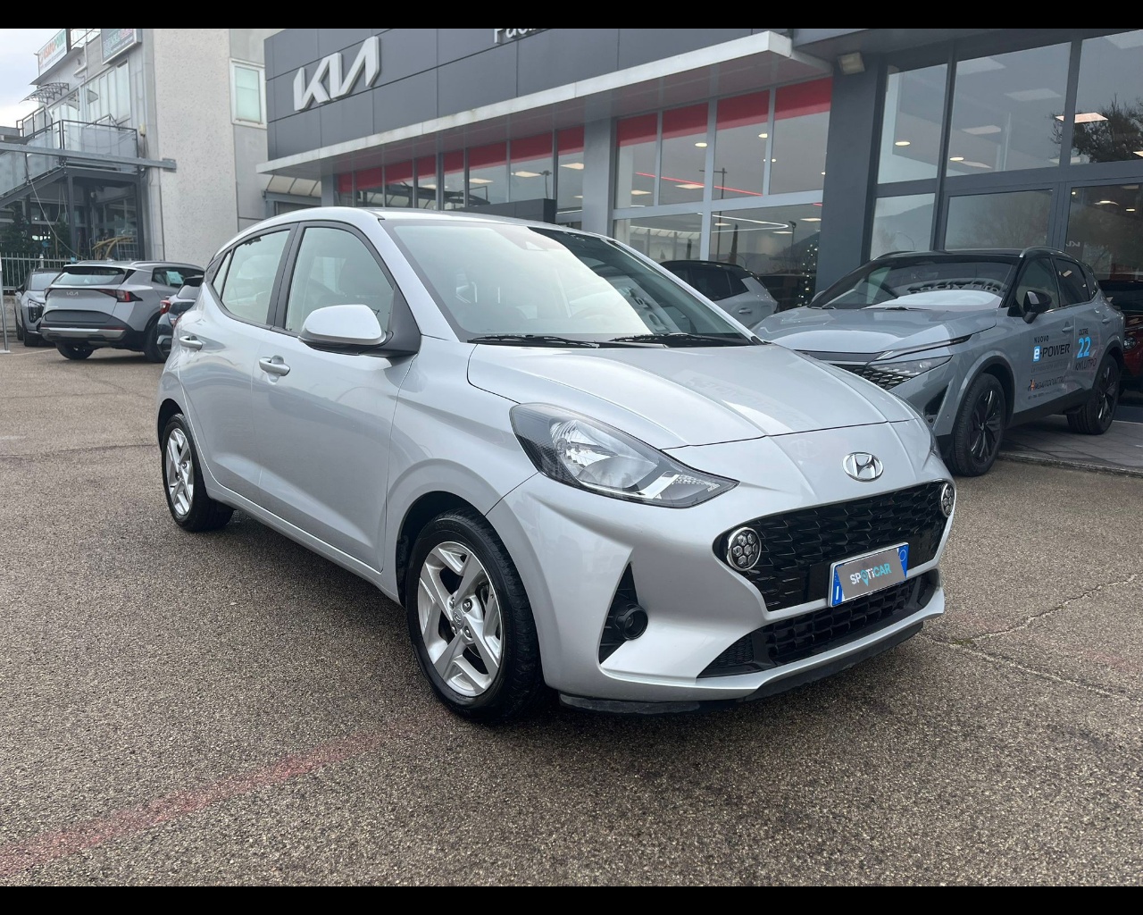 Foto HYUNDAI i10 1.0 mpi Tech Connect Pack