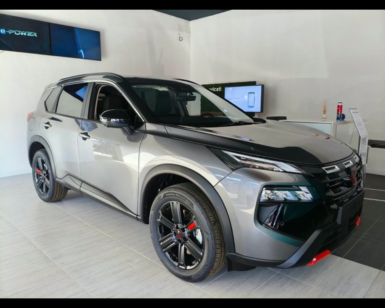 Foto NISSAN X-TRAIL N-TREK E-POWER E-4ORCE 4WD