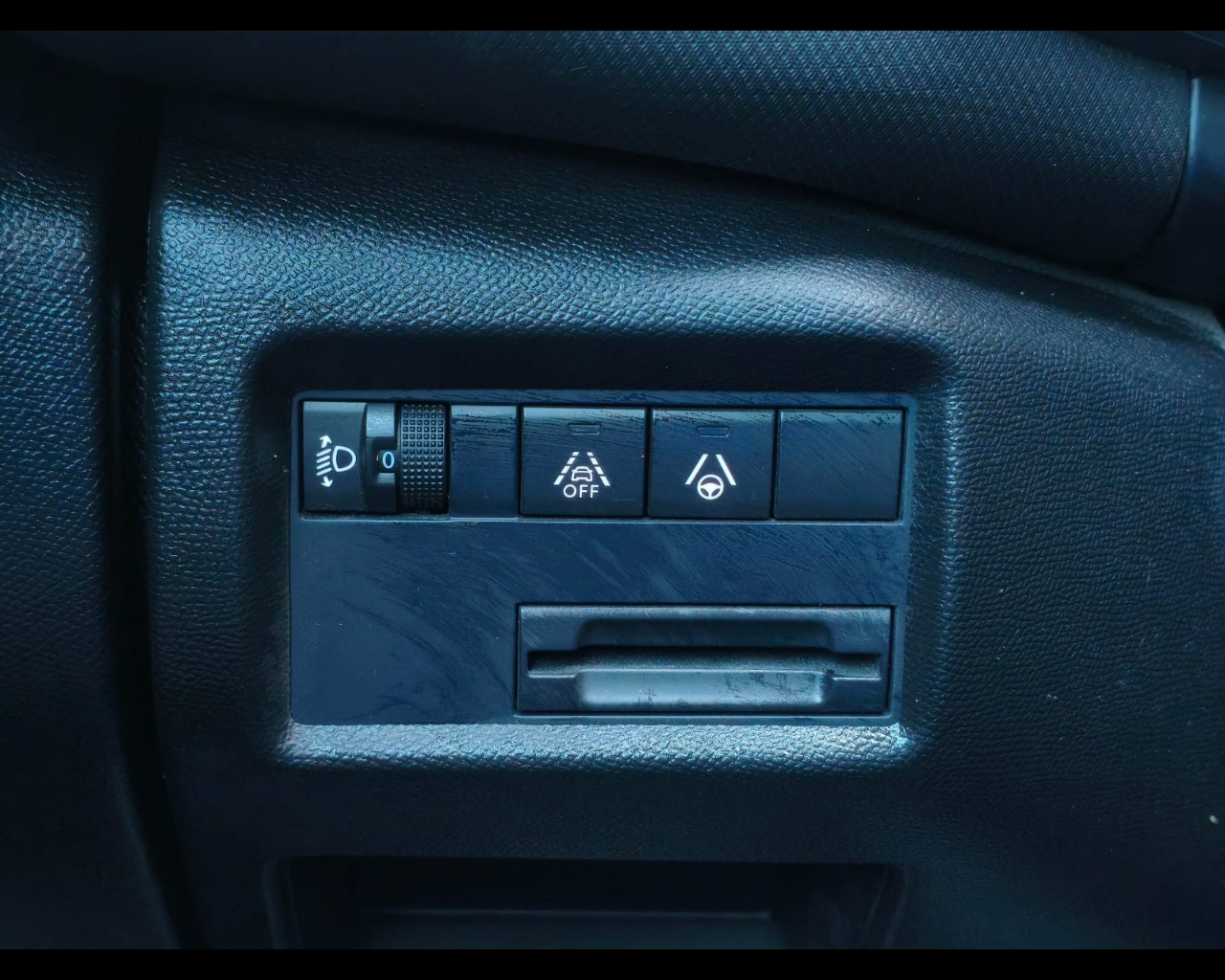 Foto CITROEN C5 Aircross 1.5 bluehdi Max s&s 130cv eat8 N1