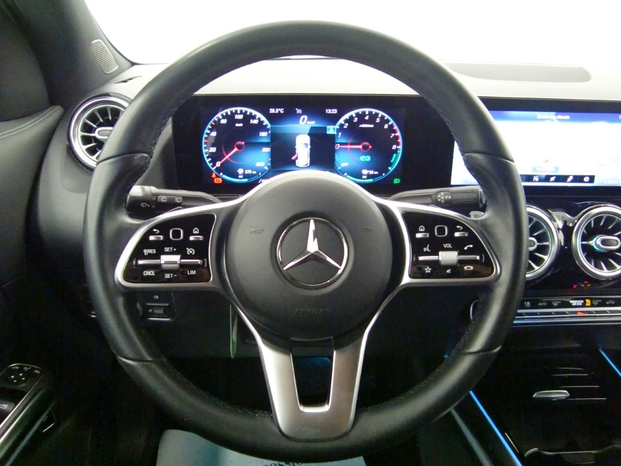 Mercedes GLA GLA 250e Plug-in hybrid Automatic SPORT PLUS - 17
