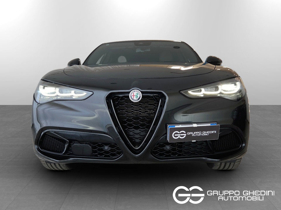 ALFA ROMEO Stelvio 2.2 t Veloce Q4 210cv auto Diesel usato - 3