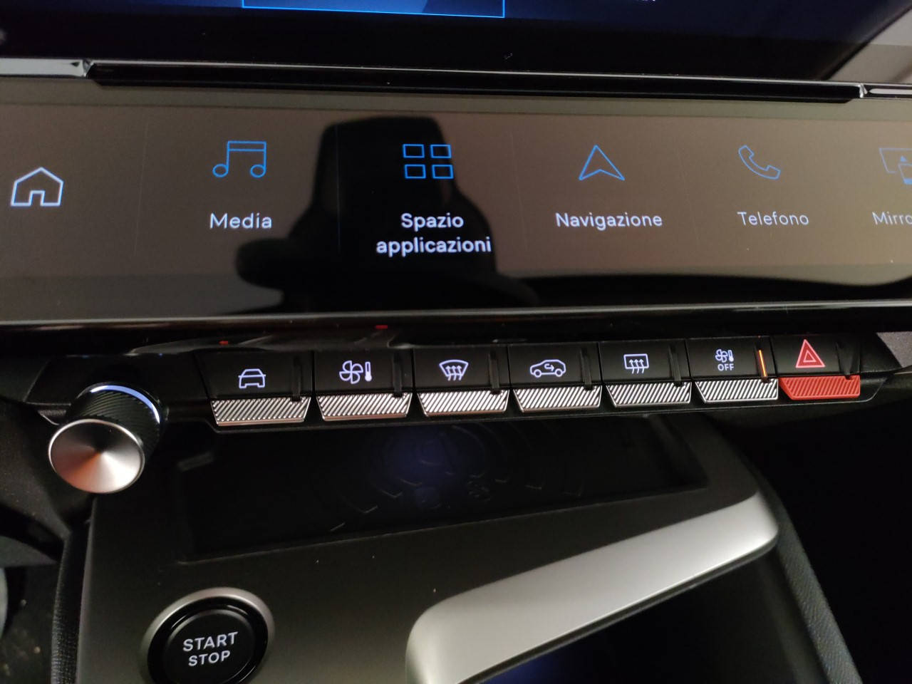 Peugeot 308 Nuovo Ibrido benzina 308 Porto Mantovano