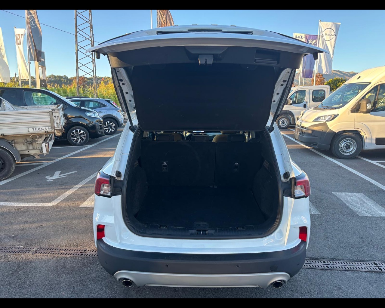 Foto FORD Kuga 1.5 ecoblue Titanium 2wd 120cv