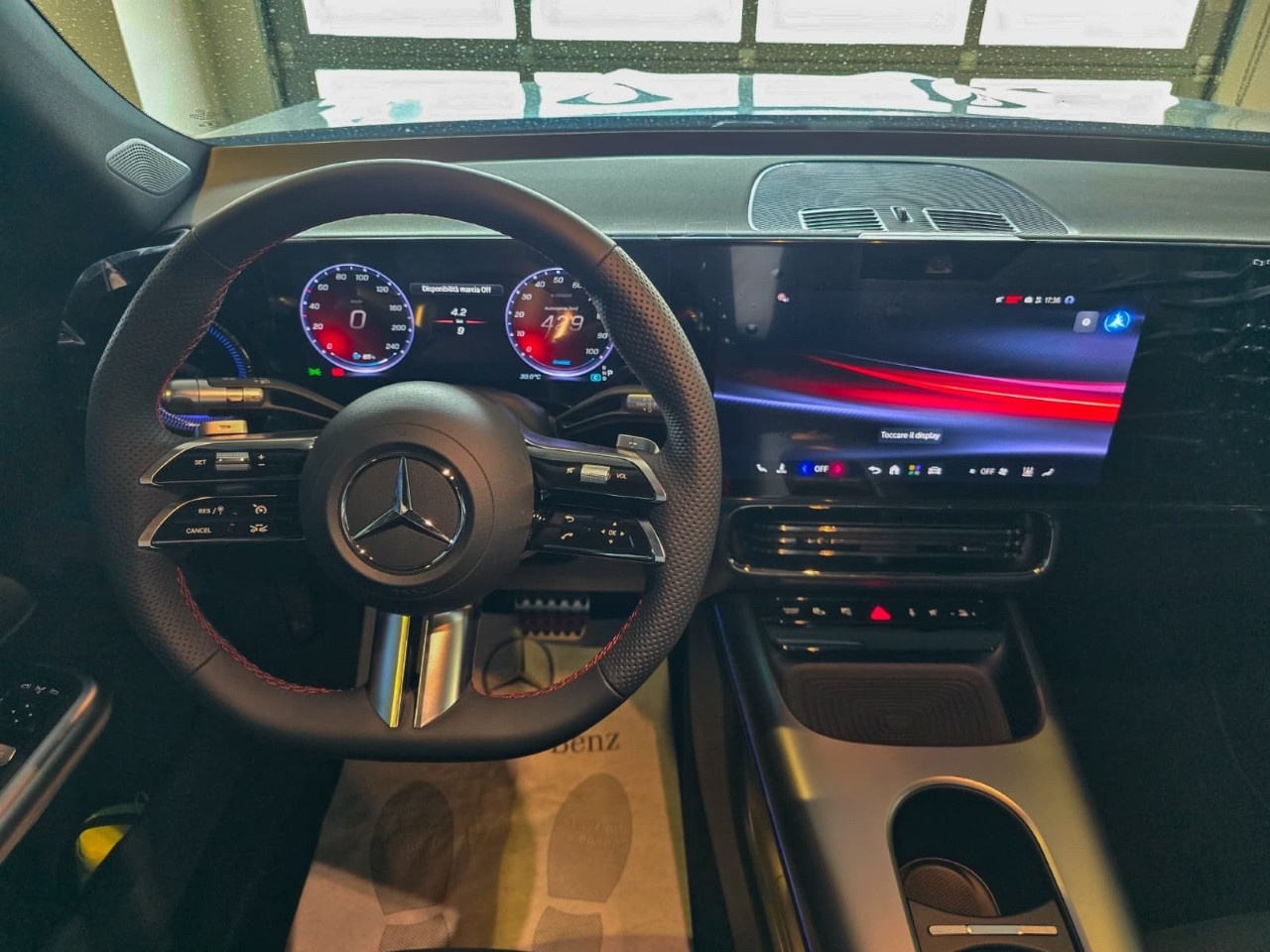 Mercedes GLB Elettrica GLB 250+ con tecnologia EQ Advanced Plus - 10