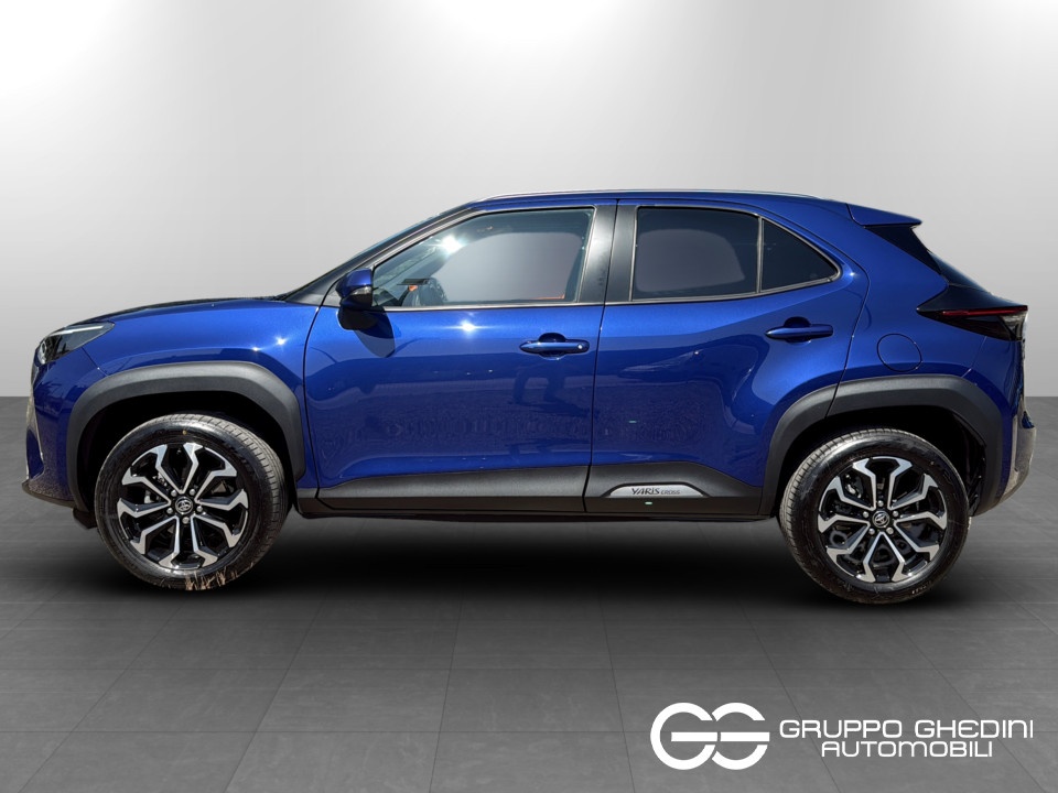 TOYOTA Yaris Cross 1.5h Trend fwd 116cv e-cvt Ibrida usato - 1