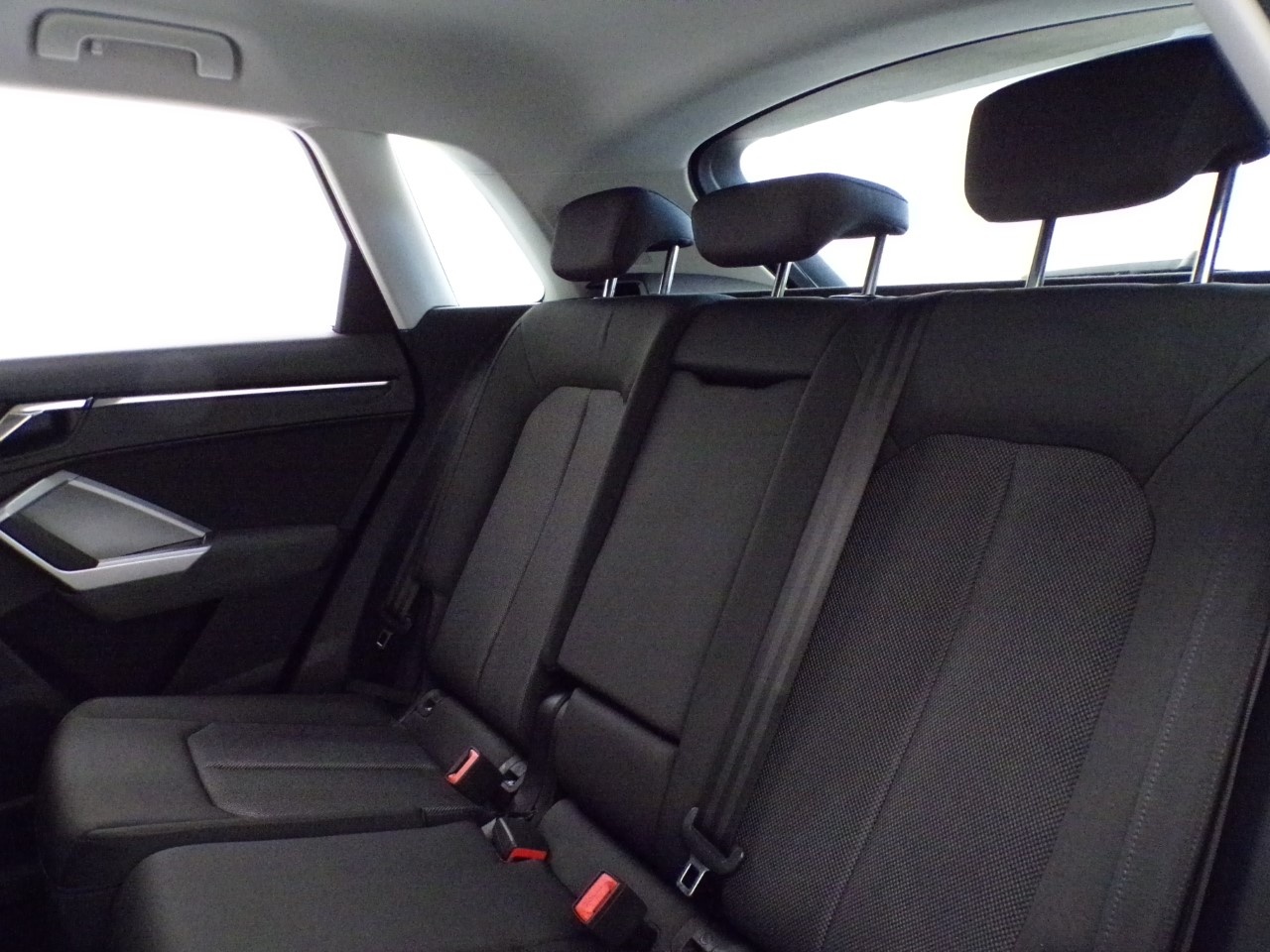 Audi Q3 Q3 35 1.5 TFSI Business Advanced S tronic - 14