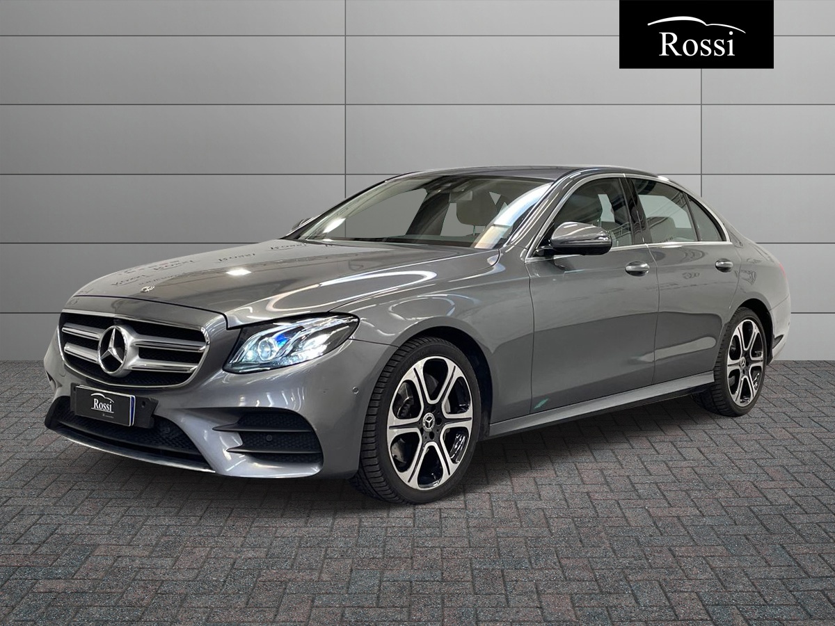 Classe E – W213 Berlina – E 220d Premium 4matic auto