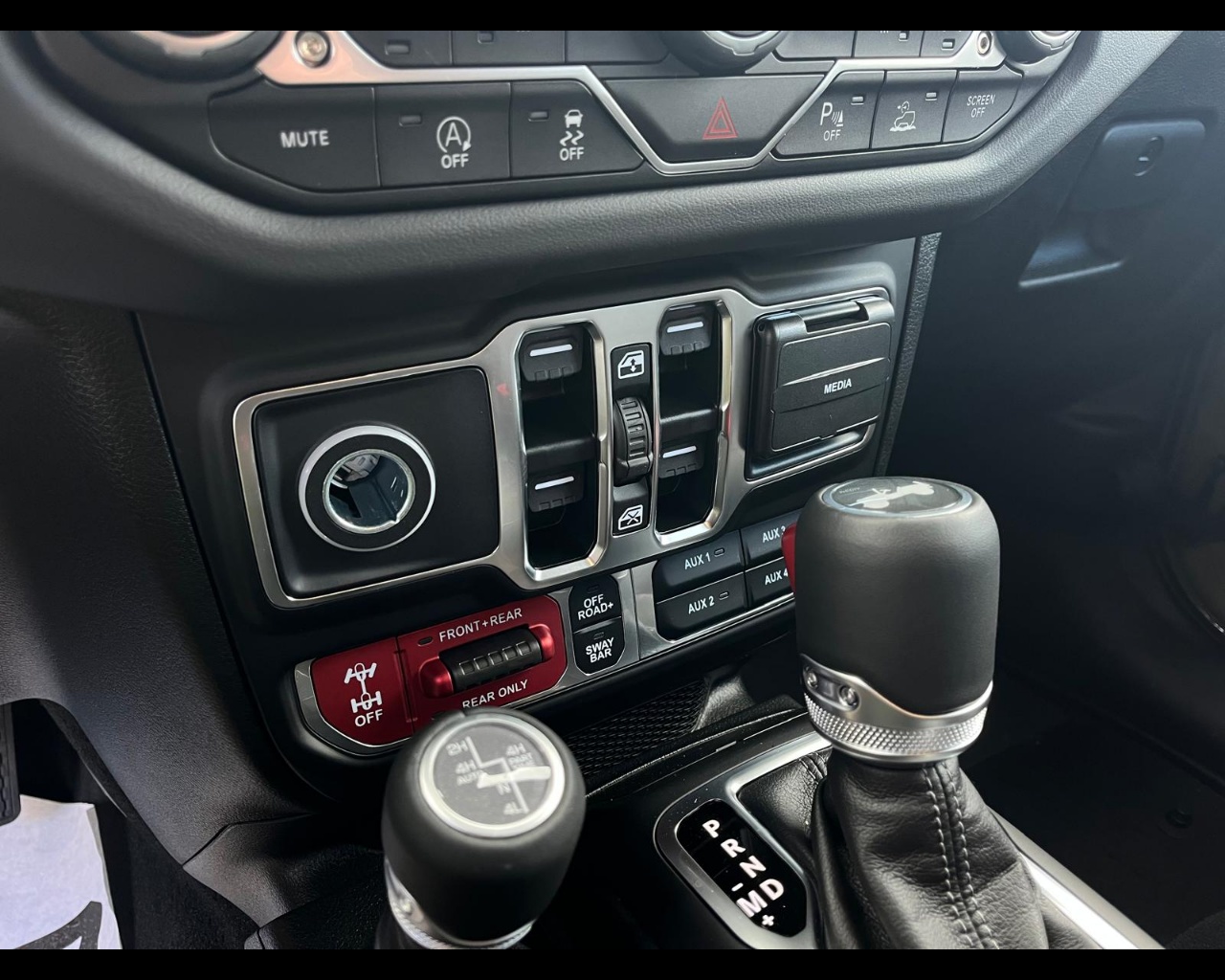 Foto JEEP Wrangler Ice My25 2,0 Bz Limited Edition Rubicon