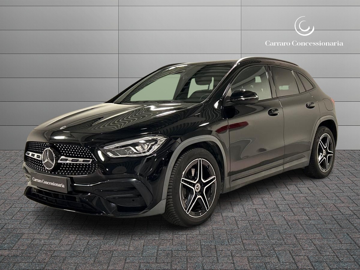 Mercedes GLA GLA 180 D Premium 8G-DCT