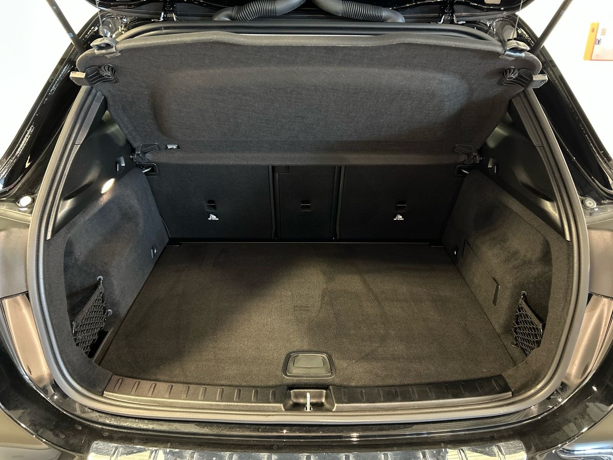 Mercedes GLA GLA 200 D Business Extra 8G-DCT - 8