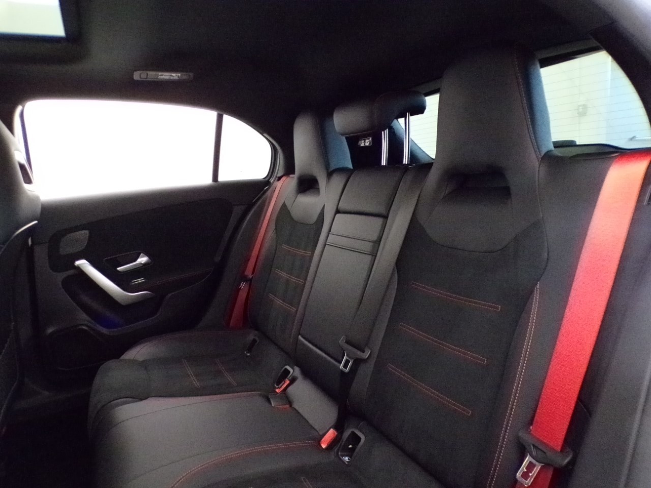 Mercedes-AMG Classe A AMG 35 AMG Line Premium 4Matic Speedshift DCT AMG 8G - 13