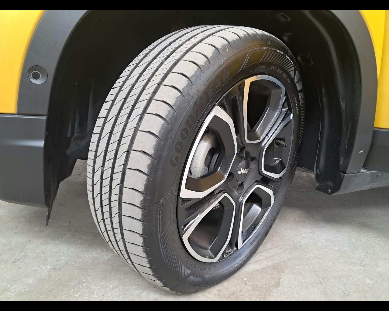 Foto JEEP Avenger 1.2 turbo Summit fwd 100cv