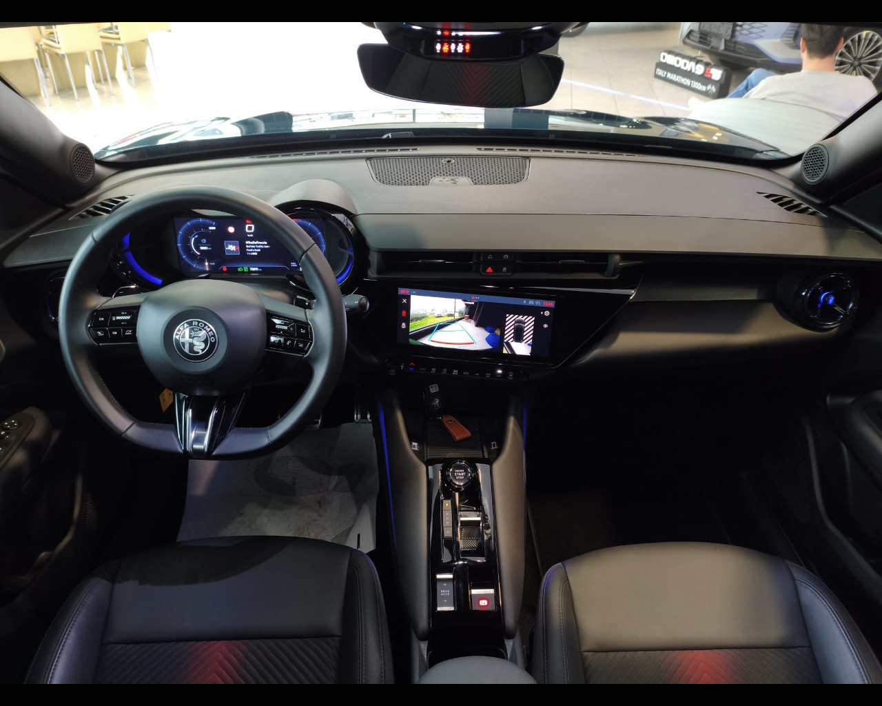 Foto ALFA ROMEO Junior 1.2 ibrida Speciale 145cv edct6