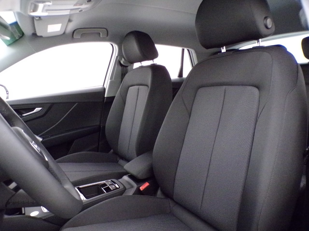 Audi Q2 Q2 35 1.5 TFSI Business S tronic - 12